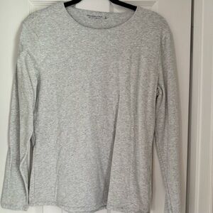 Never worn grey Abercrombie long sleeved shirt